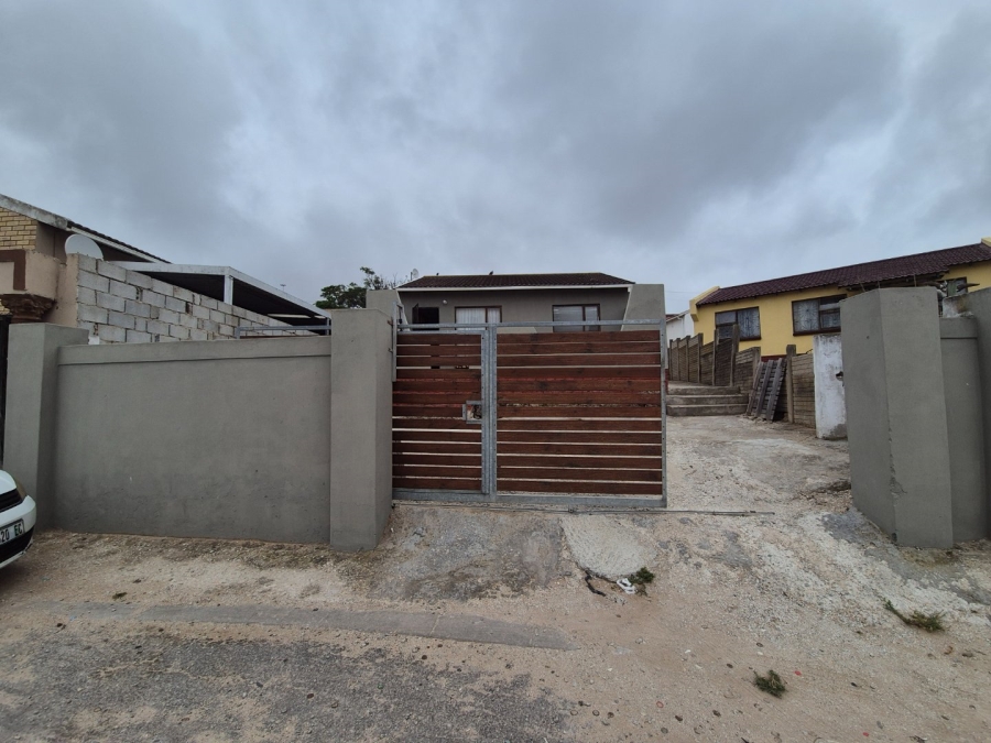 2 Bedroom Property for Sale in Kwadwesi Eastern Cape